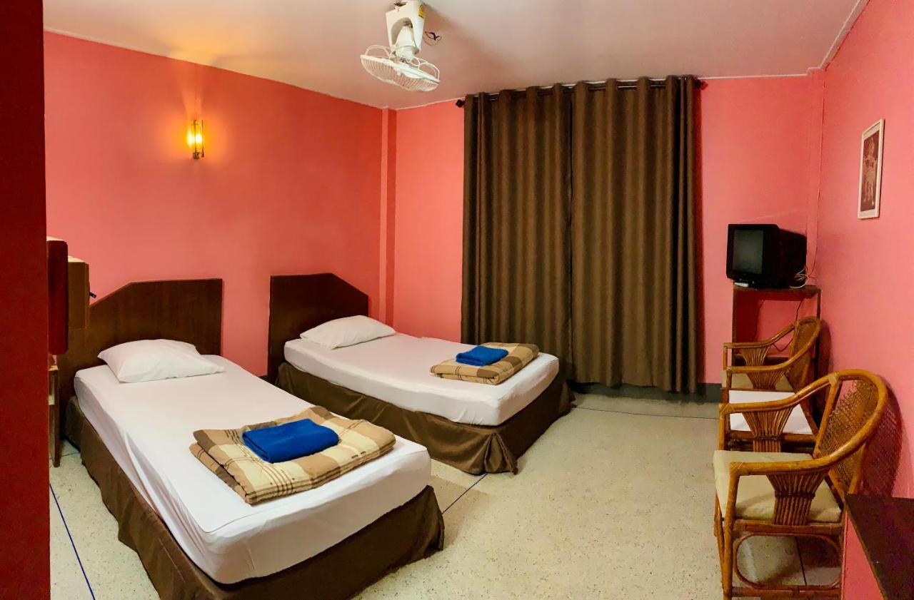 Phimai Inn Hotel מראה חיצוני תמונה